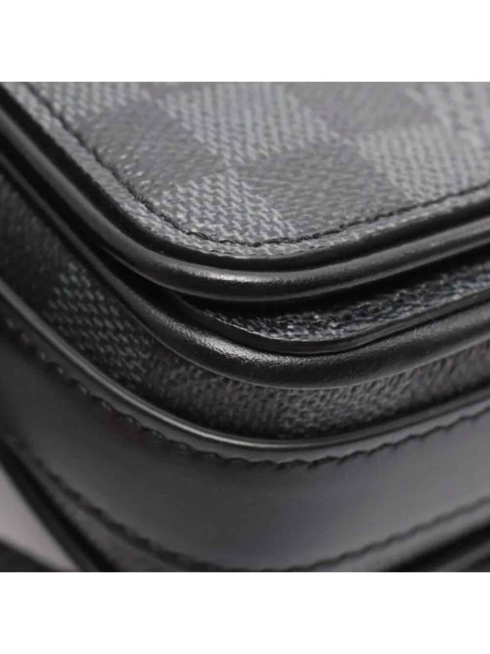 Louis Vuitton Shoulder Bag Studio Messenger 3D Leather
